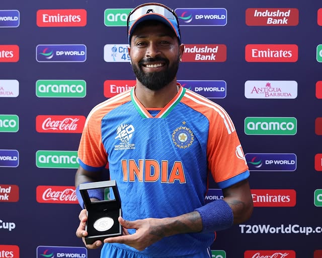 Hardik Pandya Biography