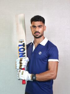 Rajvardhan Hangargekar Biography